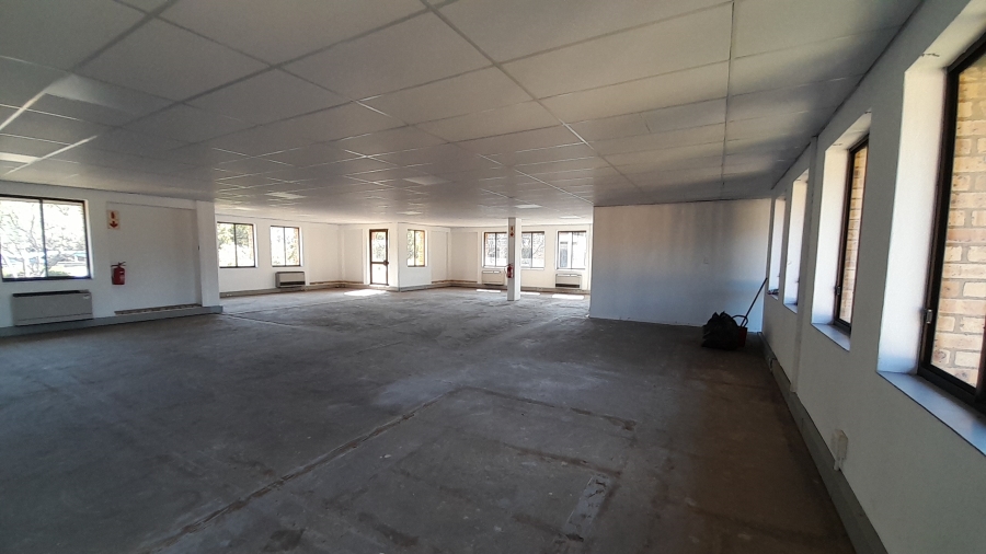 To Let commercial Property for Rent in Vorna Valley Gauteng