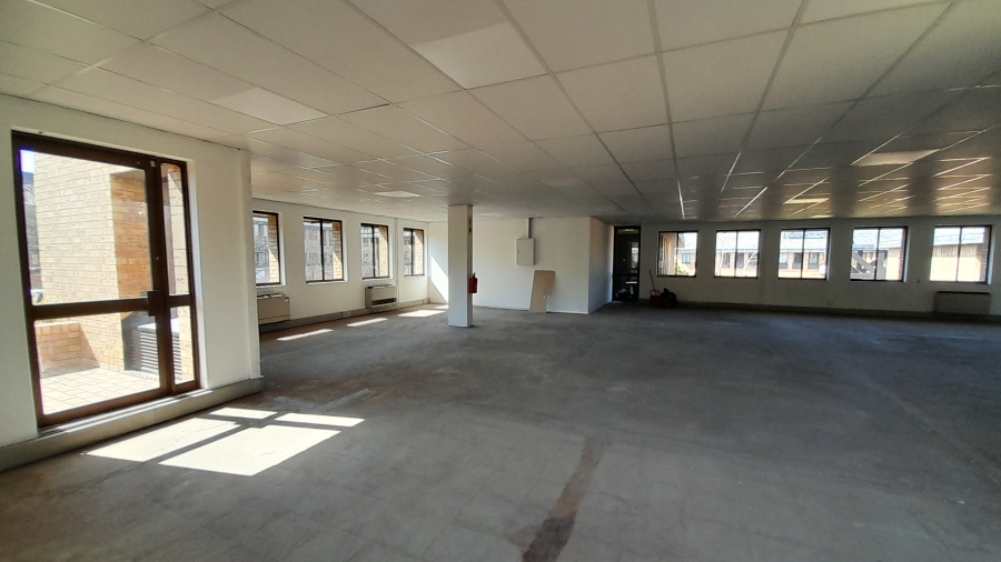 To Let commercial Property for Rent in Vorna Valley Gauteng