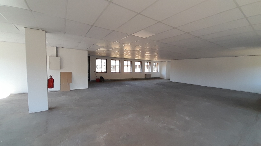 To Let commercial Property for Rent in Vorna Valley Gauteng