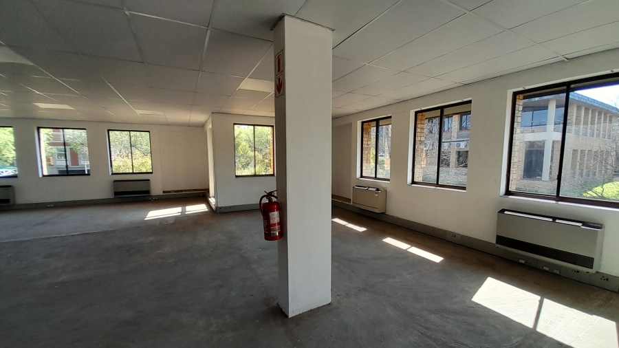 To Let commercial Property for Rent in Vorna Valley Gauteng