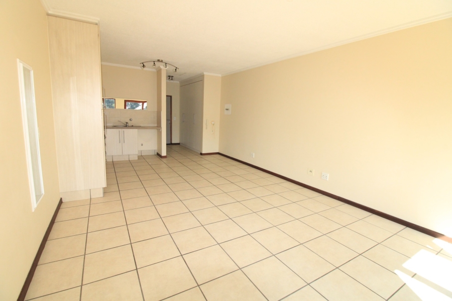 To Let 0 Bedroom Property for Rent in Lonehill Gauteng