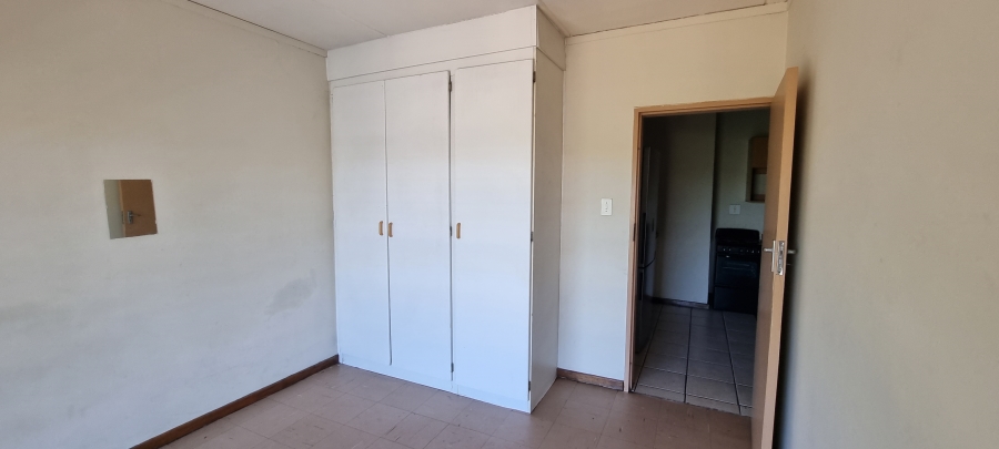 2 Bedroom Property for Sale in Hillcrest Gauteng