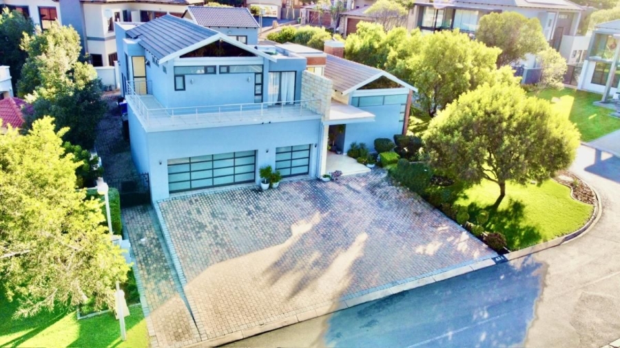 4 Bedroom Property for Sale in Aspen Hills Gauteng