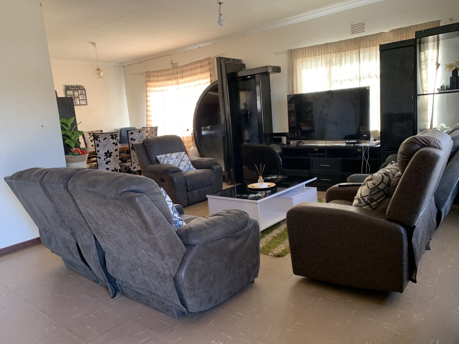 4 Bedroom Property for Sale in Westonaria Gauteng