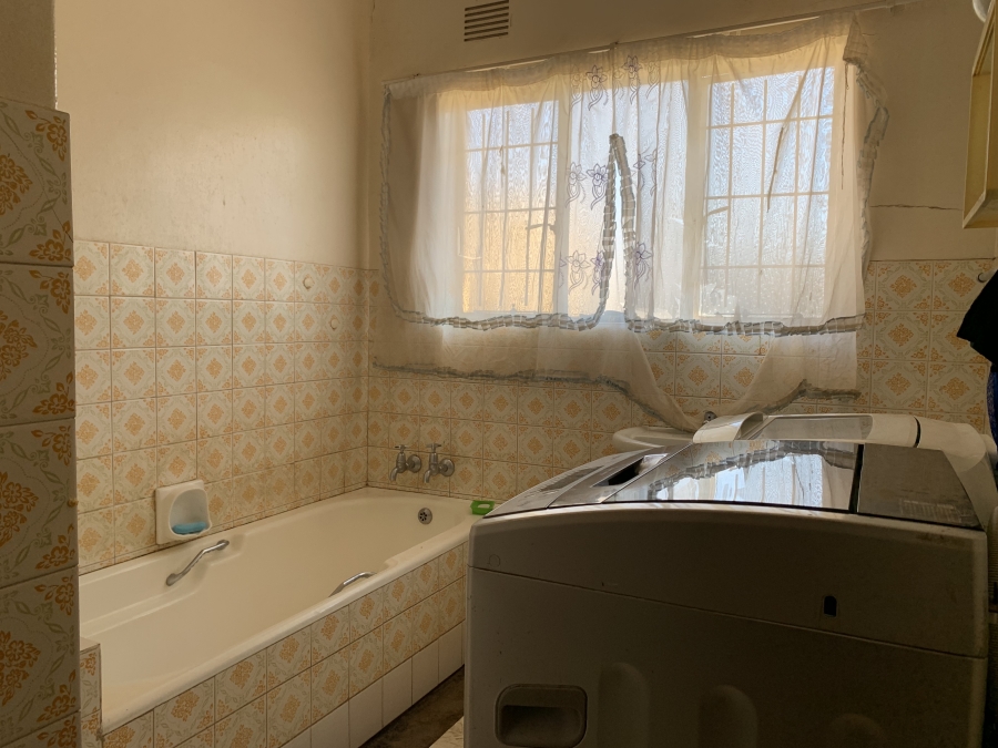4 Bedroom Property for Sale in Westonaria Gauteng
