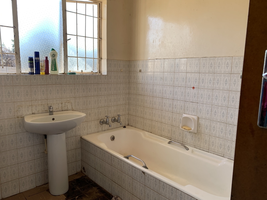 4 Bedroom Property for Sale in Westonaria Gauteng