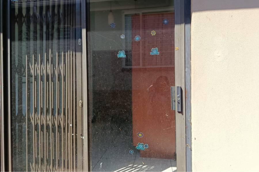 5 Bedroom Property for Sale in Mulbarton Gauteng
