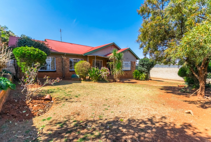 5 Bedroom Property for Sale in Krugersdorp North Gauteng