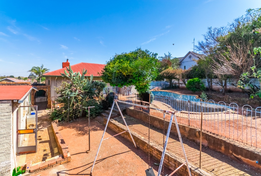 5 Bedroom Property for Sale in Krugersdorp North Gauteng