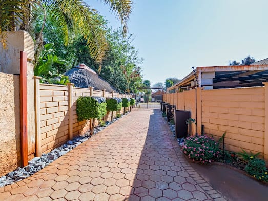 3 Bedroom Property for Sale in Zwartkop Gauteng