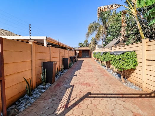 3 Bedroom Property for Sale in Zwartkop Gauteng