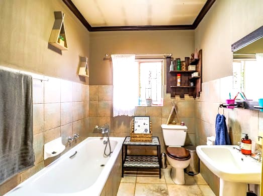3 Bedroom Property for Sale in Zwartkop Gauteng
