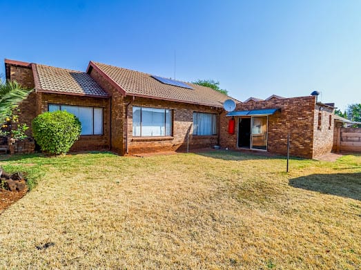 3 Bedroom Property for Sale in Zwartkop Gauteng