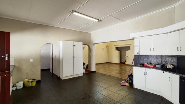 4 Bedroom Property for Sale in Verwoerdpark Gauteng