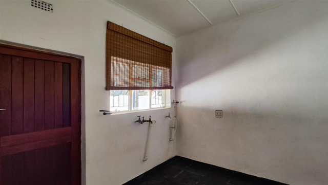 4 Bedroom Property for Sale in Verwoerdpark Gauteng