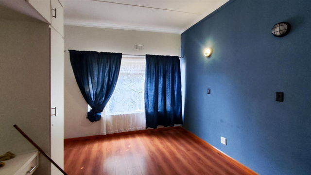 4 Bedroom Property for Sale in Verwoerdpark Gauteng