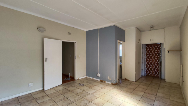 4 Bedroom Property for Sale in Verwoerdpark Gauteng