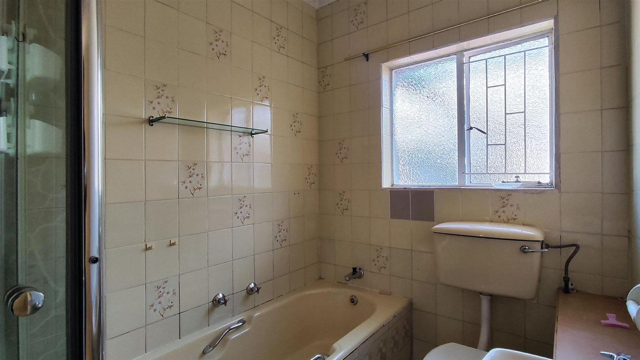 4 Bedroom Property for Sale in Verwoerdpark Gauteng