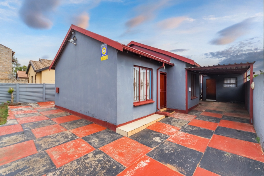 3 Bedroom Property for Sale in Protea Glen Gauteng