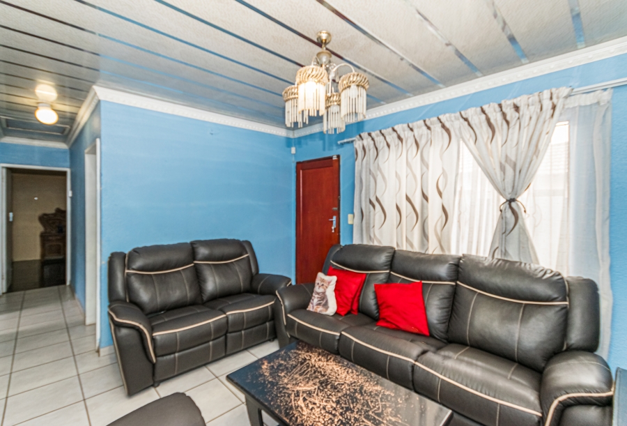 3 Bedroom Property for Sale in Protea Glen Gauteng