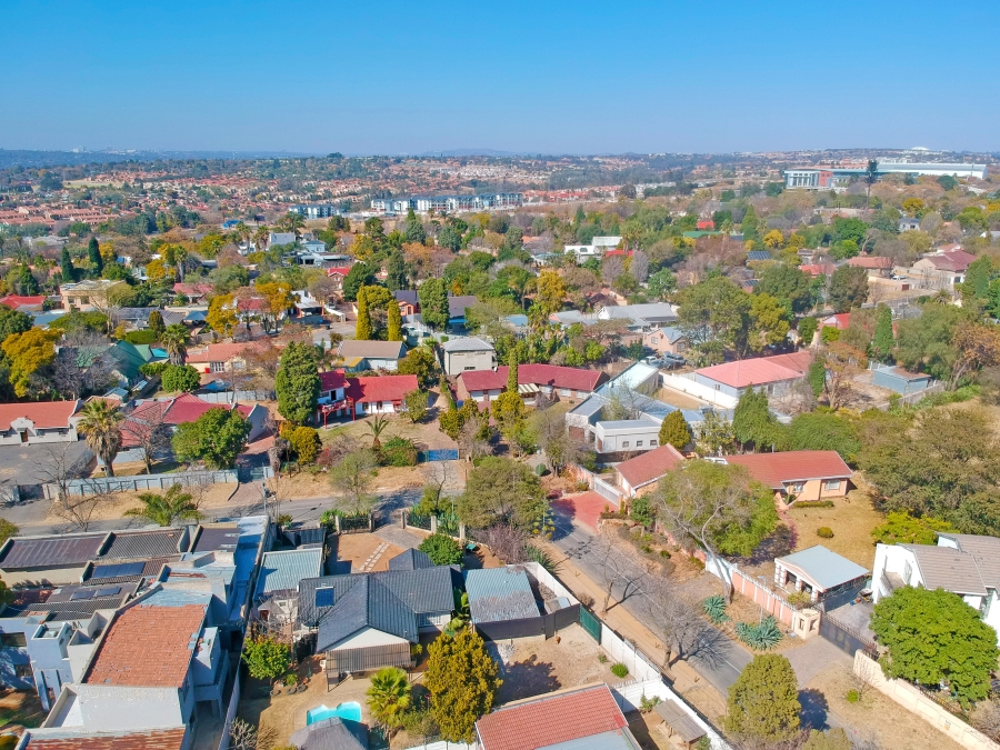 4 Bedroom Property for Sale in Bloubosrand Gauteng