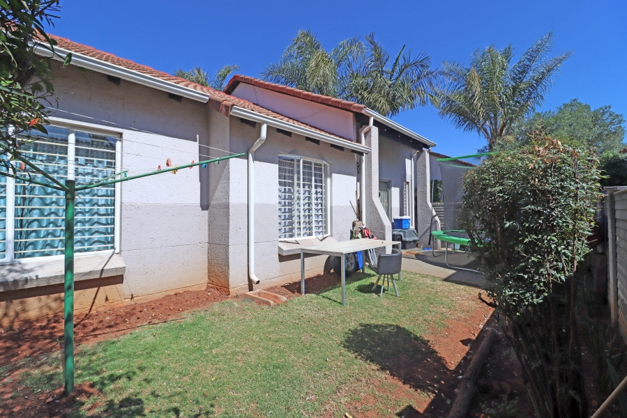 3 Bedroom Property for Sale in Weltevreden Park Gauteng