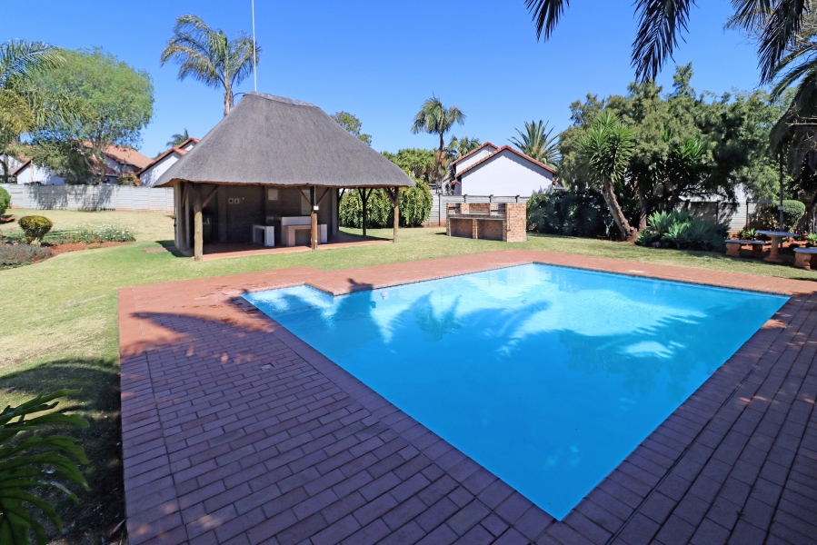 3 Bedroom Property for Sale in Weltevreden Park Gauteng