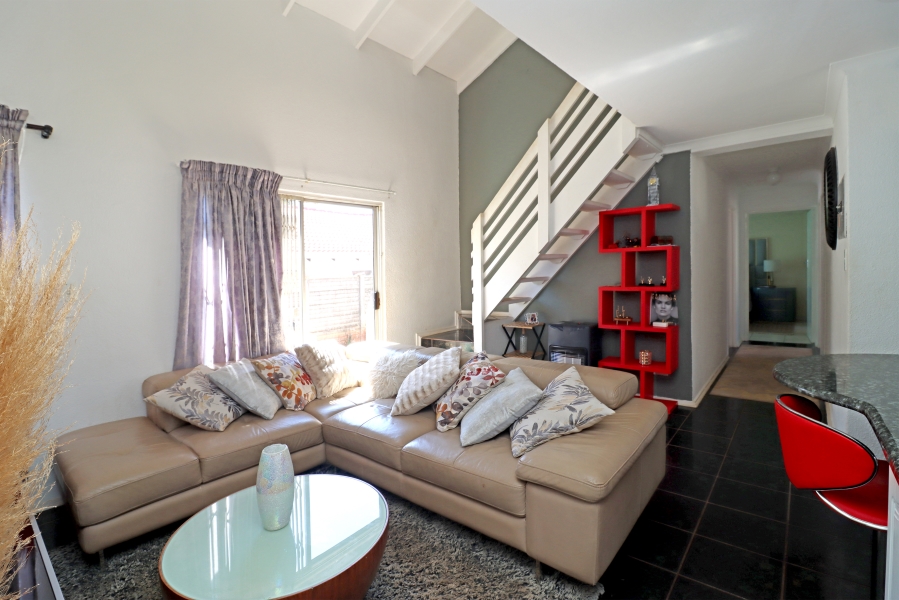 3 Bedroom Property for Sale in Weltevreden Park Gauteng