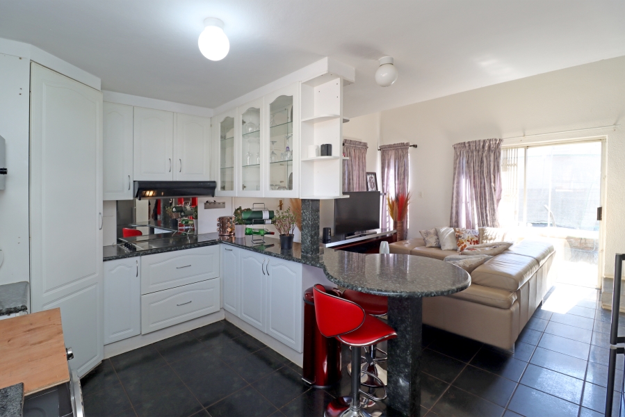 3 Bedroom Property for Sale in Weltevreden Park Gauteng