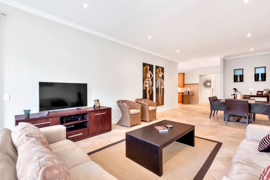 2 Bedroom Property for Sale in Dunkeld West Gauteng