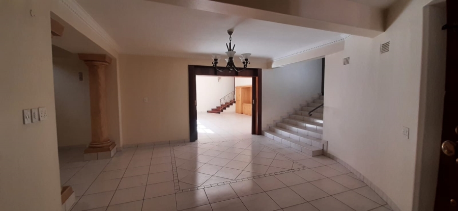 4 Bedroom Property for Sale in Waterkloof Gauteng