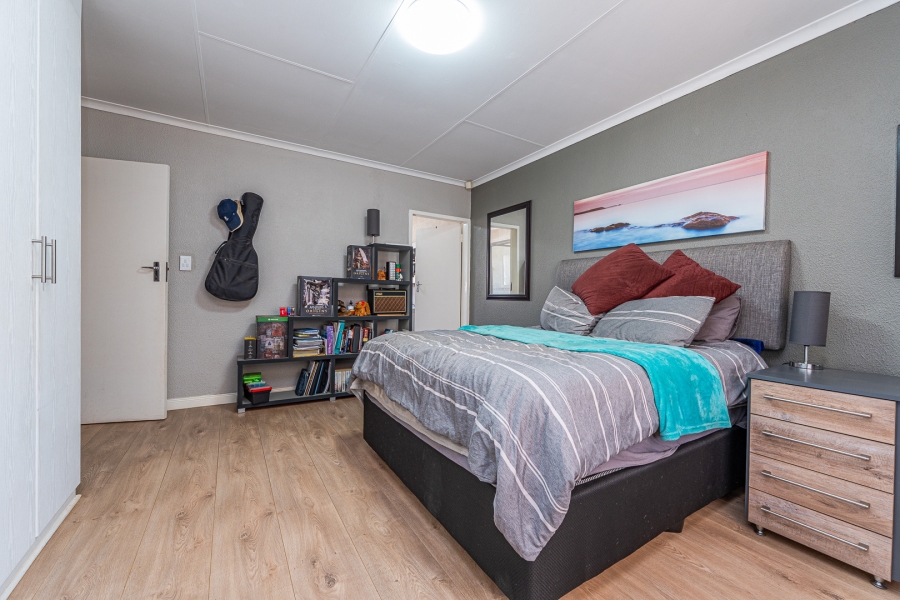 3 Bedroom Property for Sale in Honeydew Gauteng