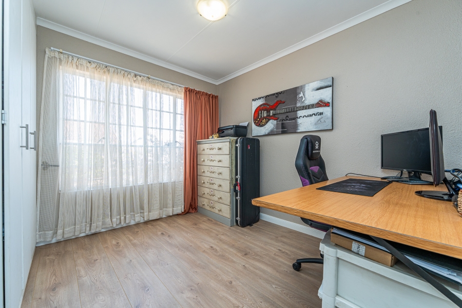 3 Bedroom Property for Sale in Honeydew Gauteng