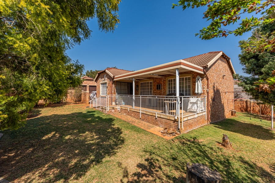 3 Bedroom Property for Sale in Honeydew Gauteng