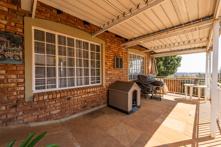 3 Bedroom Property for Sale in Honeydew Gauteng