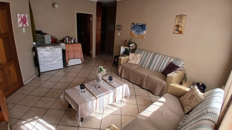 2 Bedroom Property for Sale in Wierda Park Gauteng