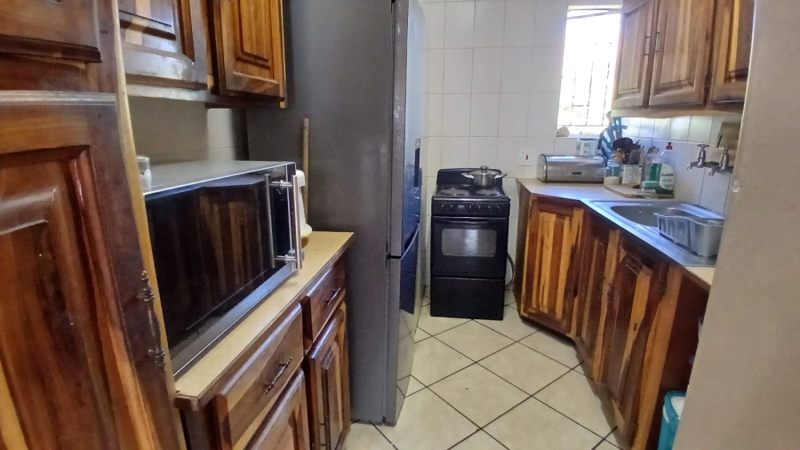 2 Bedroom Property for Sale in Wierda Park Gauteng