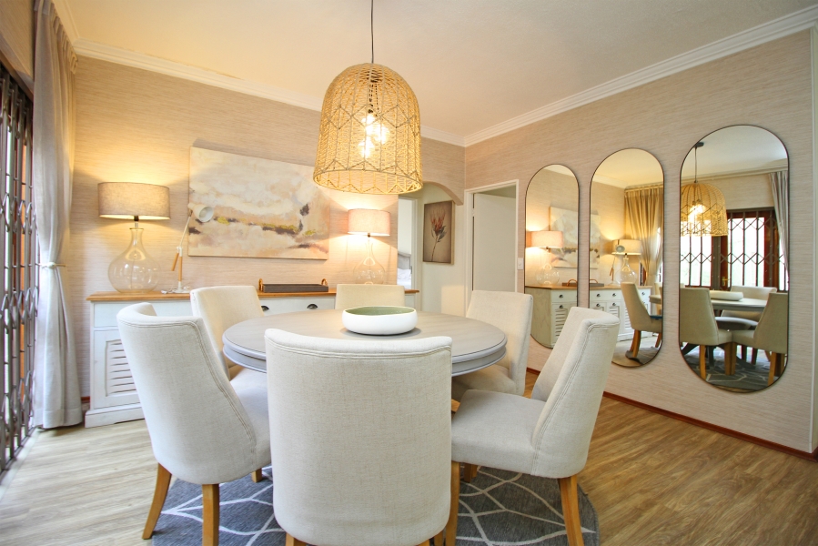 2 Bedroom Property for Sale in Waverley Gauteng