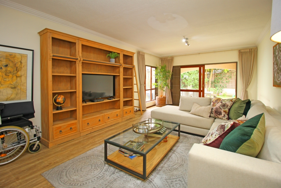 2 Bedroom Property for Sale in Waverley Gauteng
