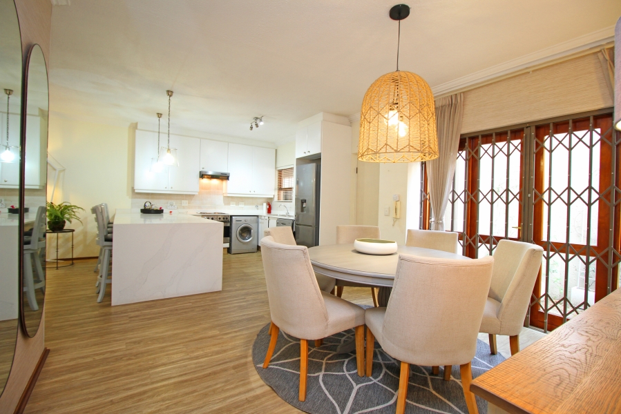 2 Bedroom Property for Sale in Waverley Gauteng
