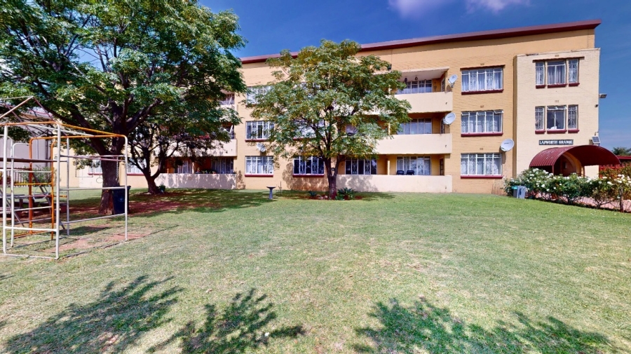 To Let 1 Bedroom Property for Rent in Lambton Gauteng