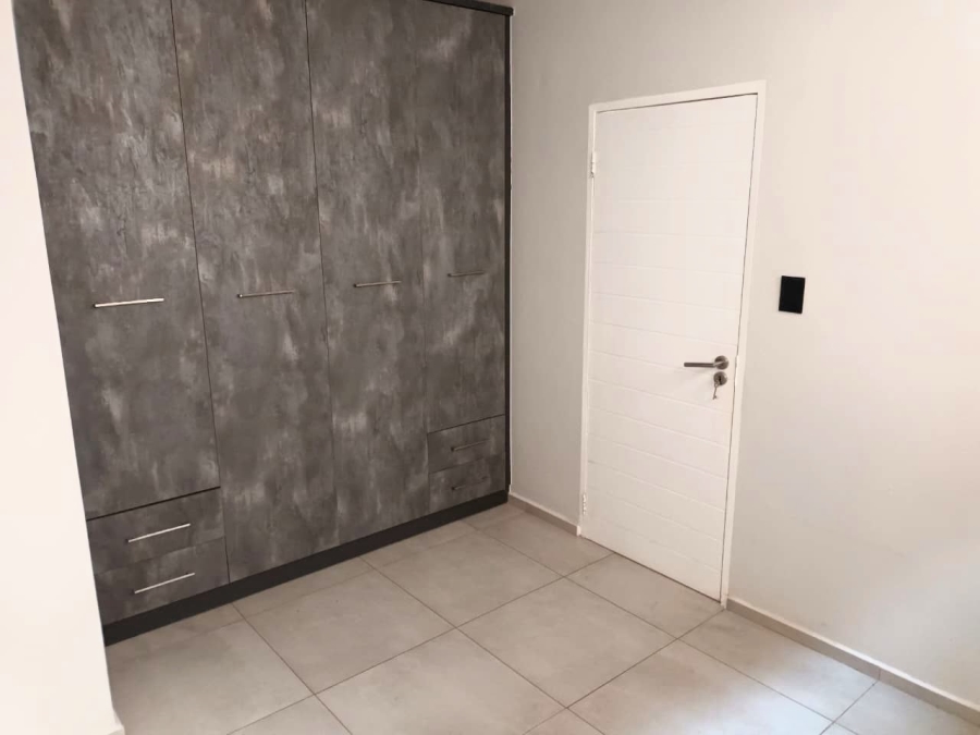 To Let 1 Bedroom Property for Rent in Menlo Park Gauteng