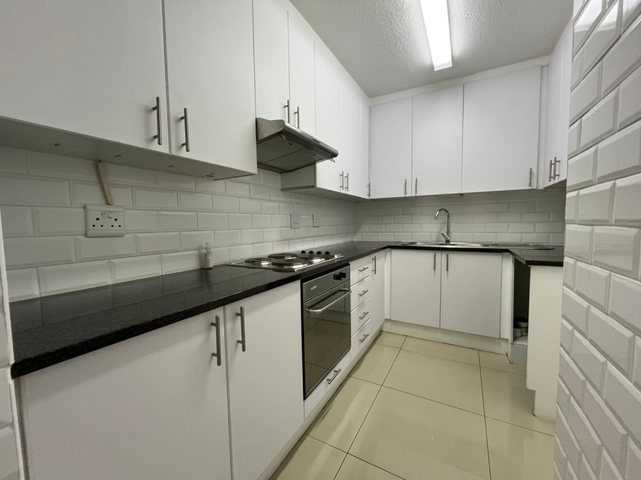 2 Bedroom Property for Sale in Sandown Gauteng