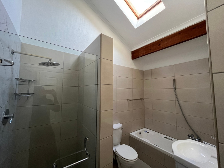 2 Bedroom Property for Sale in Sandown Gauteng