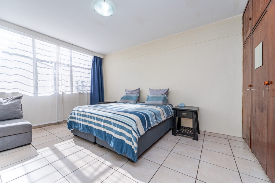 2 Bedroom Property for Sale in Florida Park Gauteng