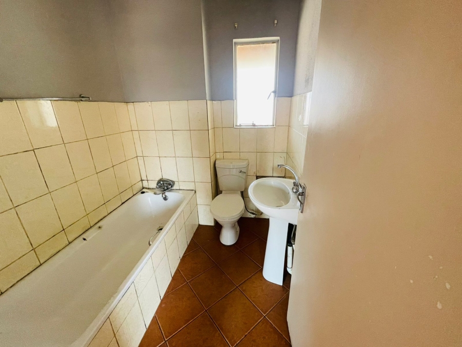 To Let 2 Bedroom Property for Rent in Terenure Gauteng