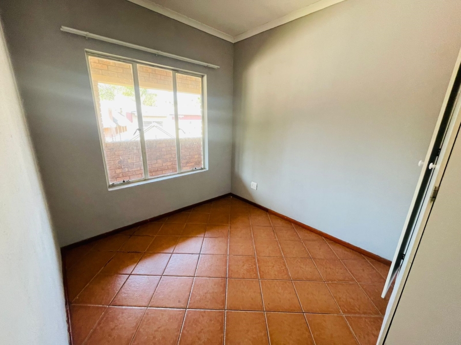 To Let 2 Bedroom Property for Rent in Terenure Gauteng