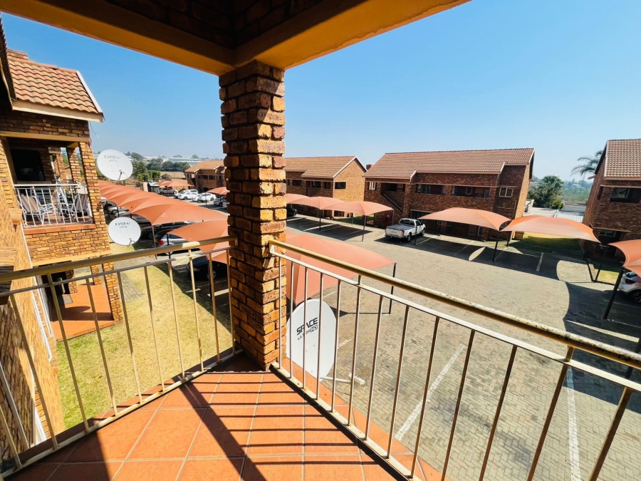 To Let 2 Bedroom Property for Rent in Terenure Gauteng