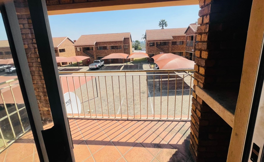 To Let 2 Bedroom Property for Rent in Terenure Gauteng