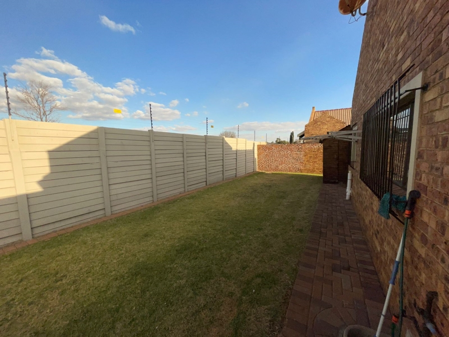 To Let 3 Bedroom Property for Rent in Rand Collieries Gauteng